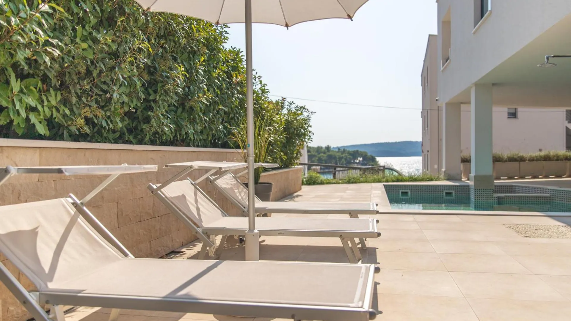 Luxury Villa Close To The Beach With Pool Abeona Trogir