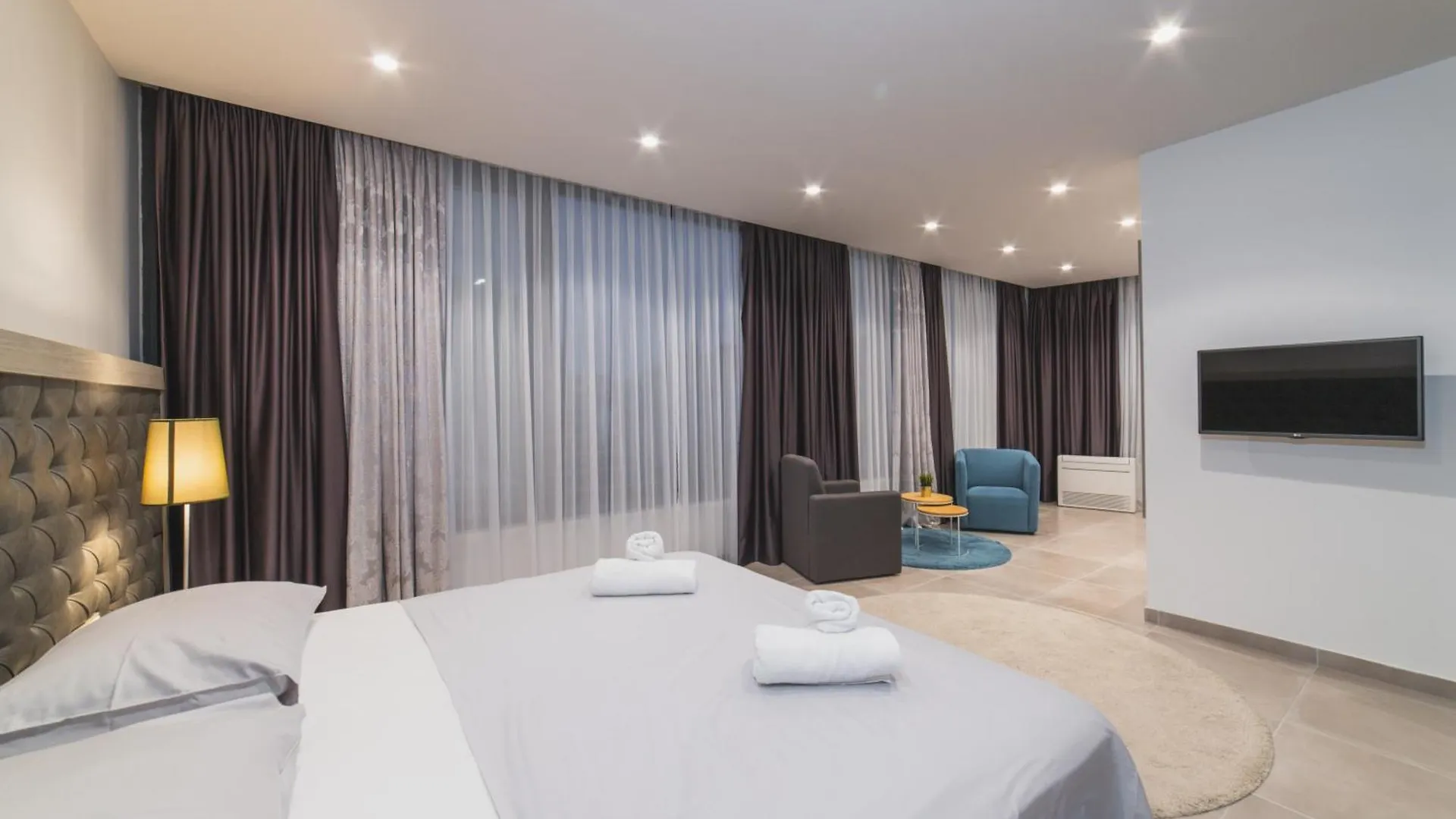 Luxury Villa Close To The Beach With Pool Abeona Trogir