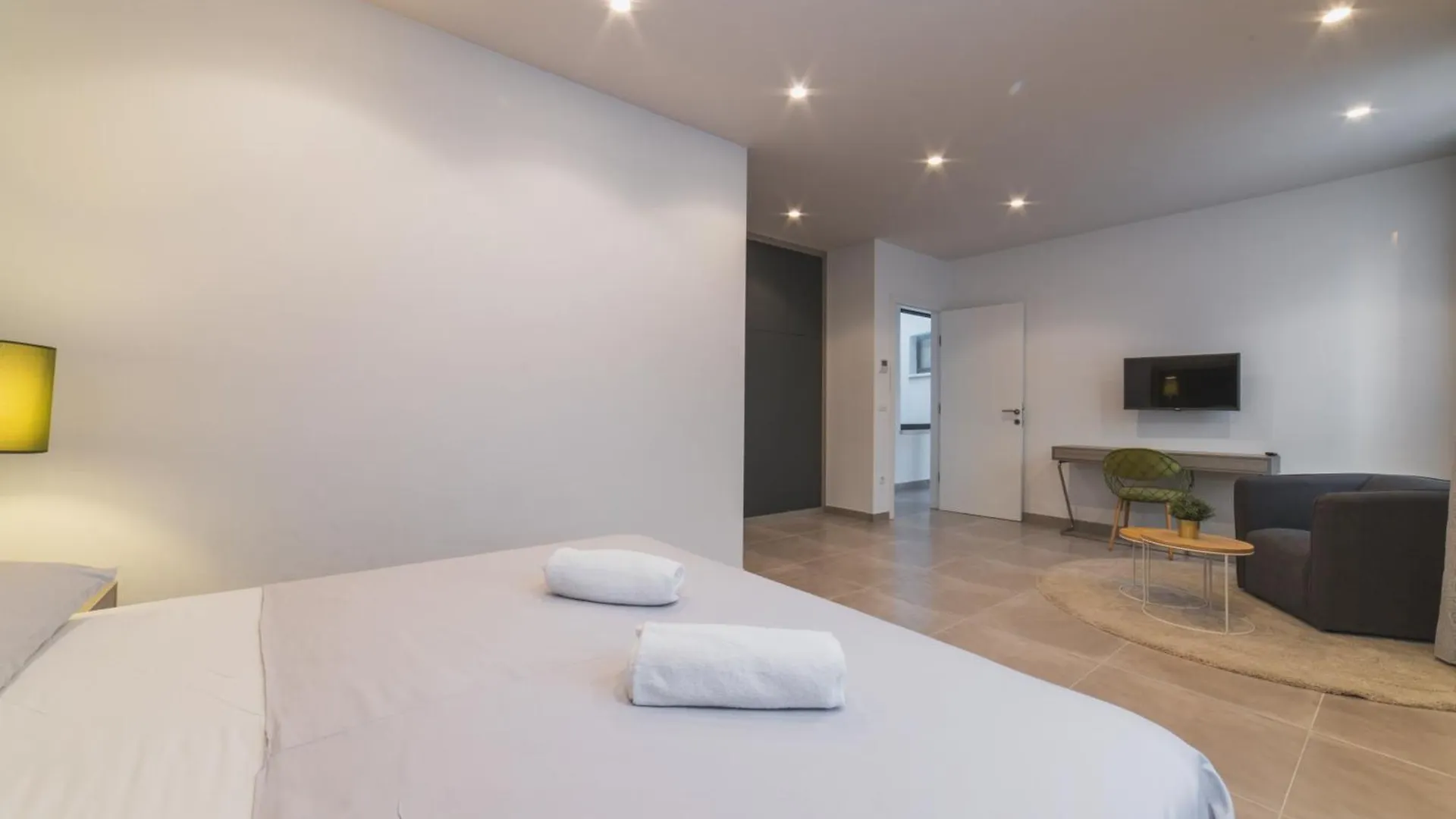 Luxury Villa Close To The Beach With Pool Abeona Trogir
