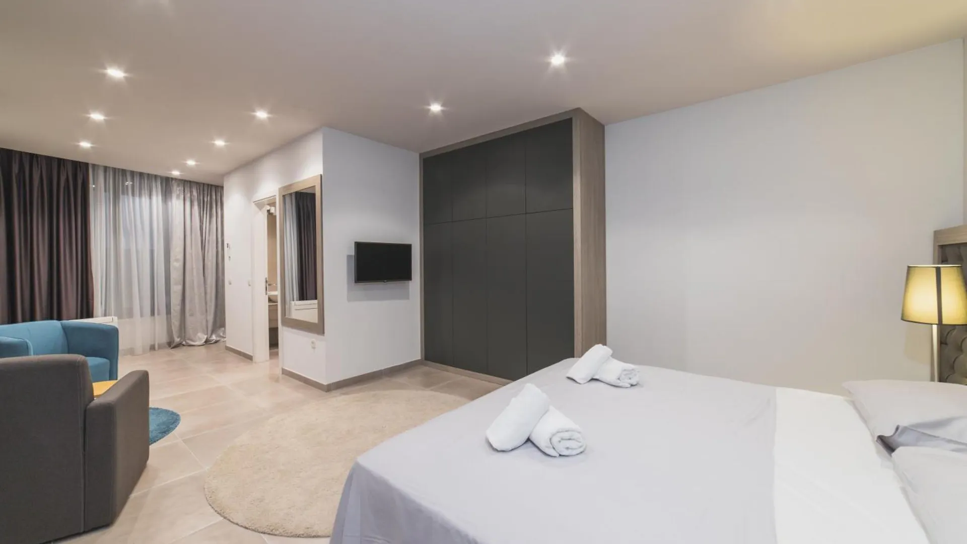 Luxury Villa Close To The Beach With Pool Abeona Trogir