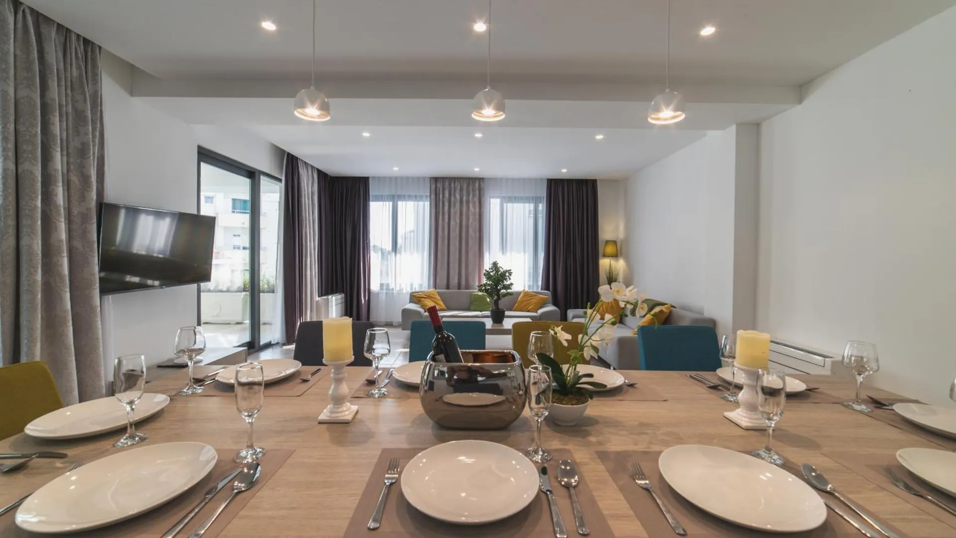 Luxury Villa Close To The Beach With Pool Abeona تروغير